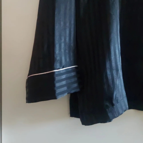 Victoria's Secret Y2K Black Satin Pajamas set Pink Trim embroidery Large - Picture 6 of 11